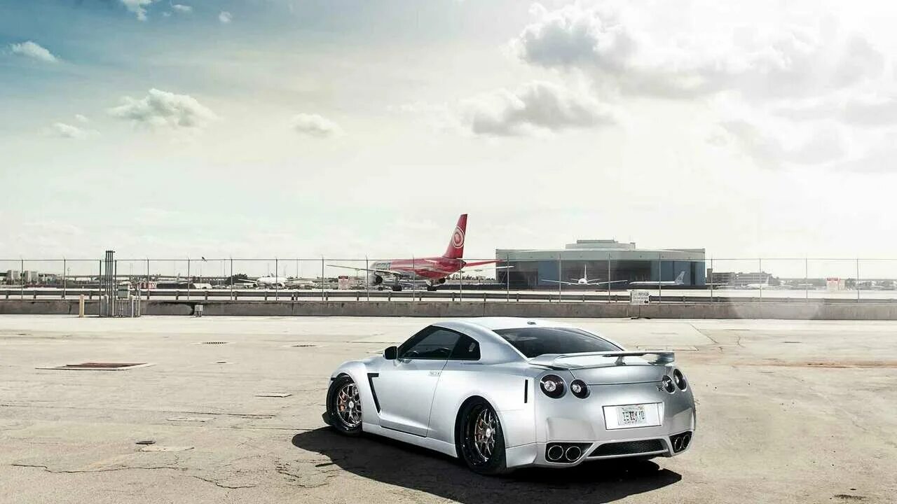 Ниссан ГТР р35. Ниссан ГТР 35. Nissan gt-r r35 Гоча.