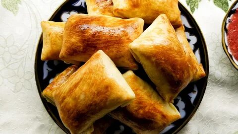 Рецепт самсы из слоеного теста с говядиной