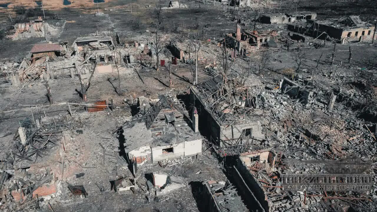 Марьинка 2022. Марьинка донецкая область. Марьинка разрушения. Марьинка донецкая область 2010ш. Как выглядит марьинка сегодня.