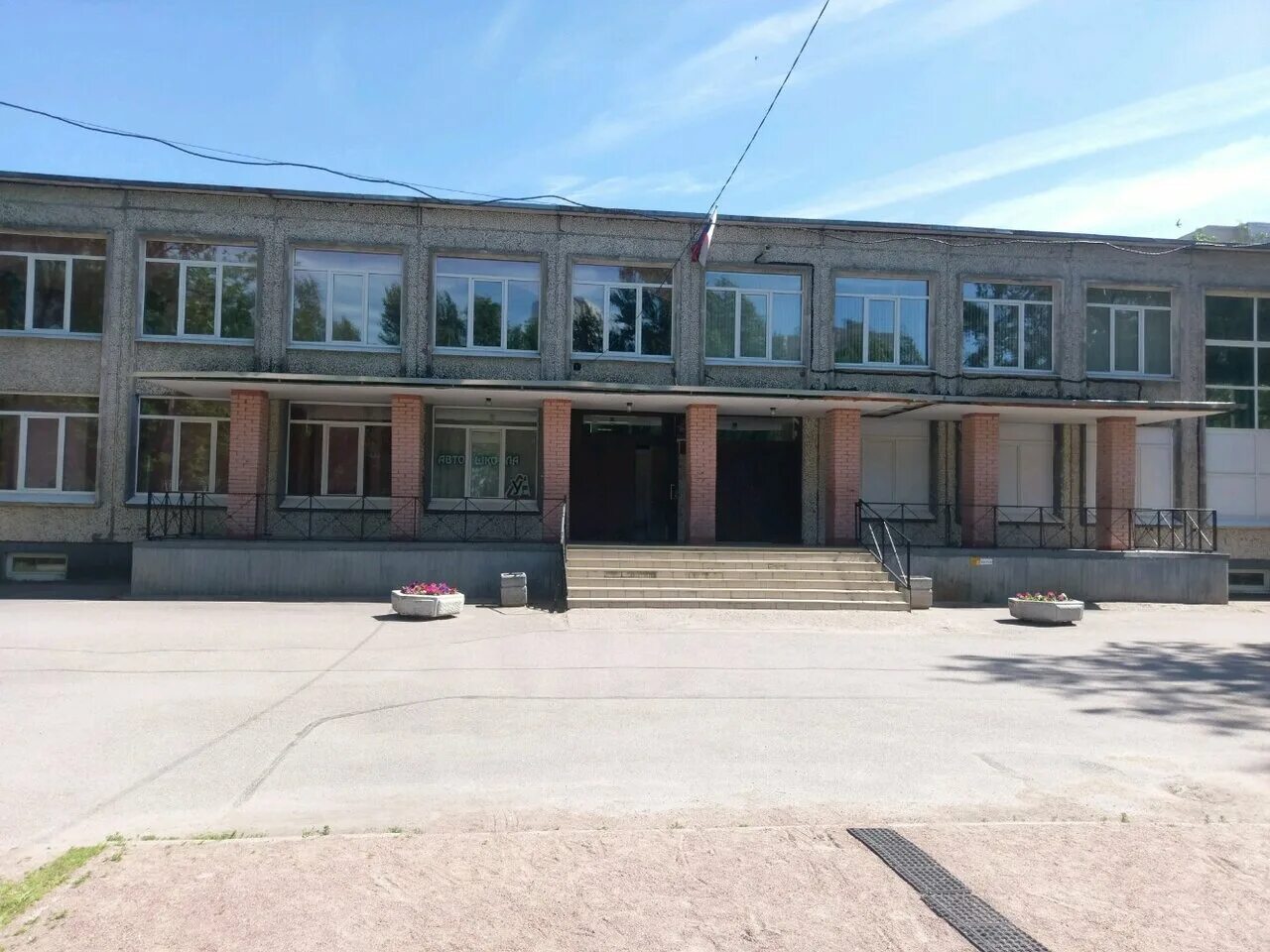 Школа 79 санкт-петербург. Школа 71 санкт-петербург. Общеобразовательные школы санкт петербурга калининского. Школа 128 санкт-петербург. Общеобразовательные школы санкт петербурга калининского.