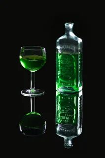 Бутылка абсента