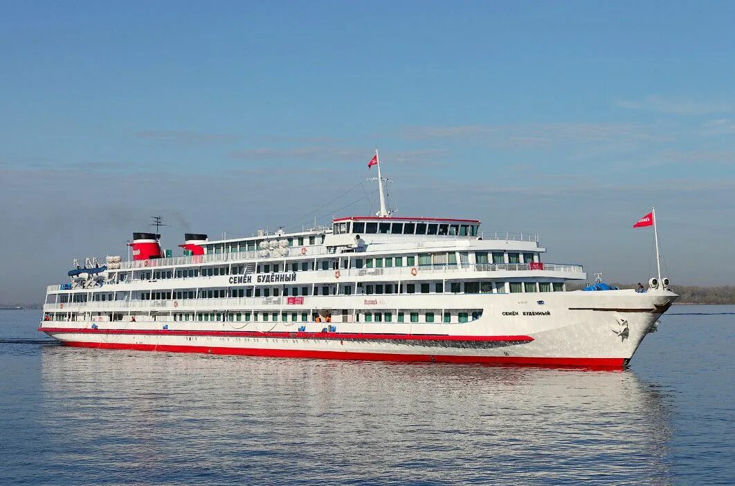 Белоруссия круизы. Круиз судно санкт-петербург порт. Круиз 21. Costa atlantica лайнер. Балкон на круизном лайнере.