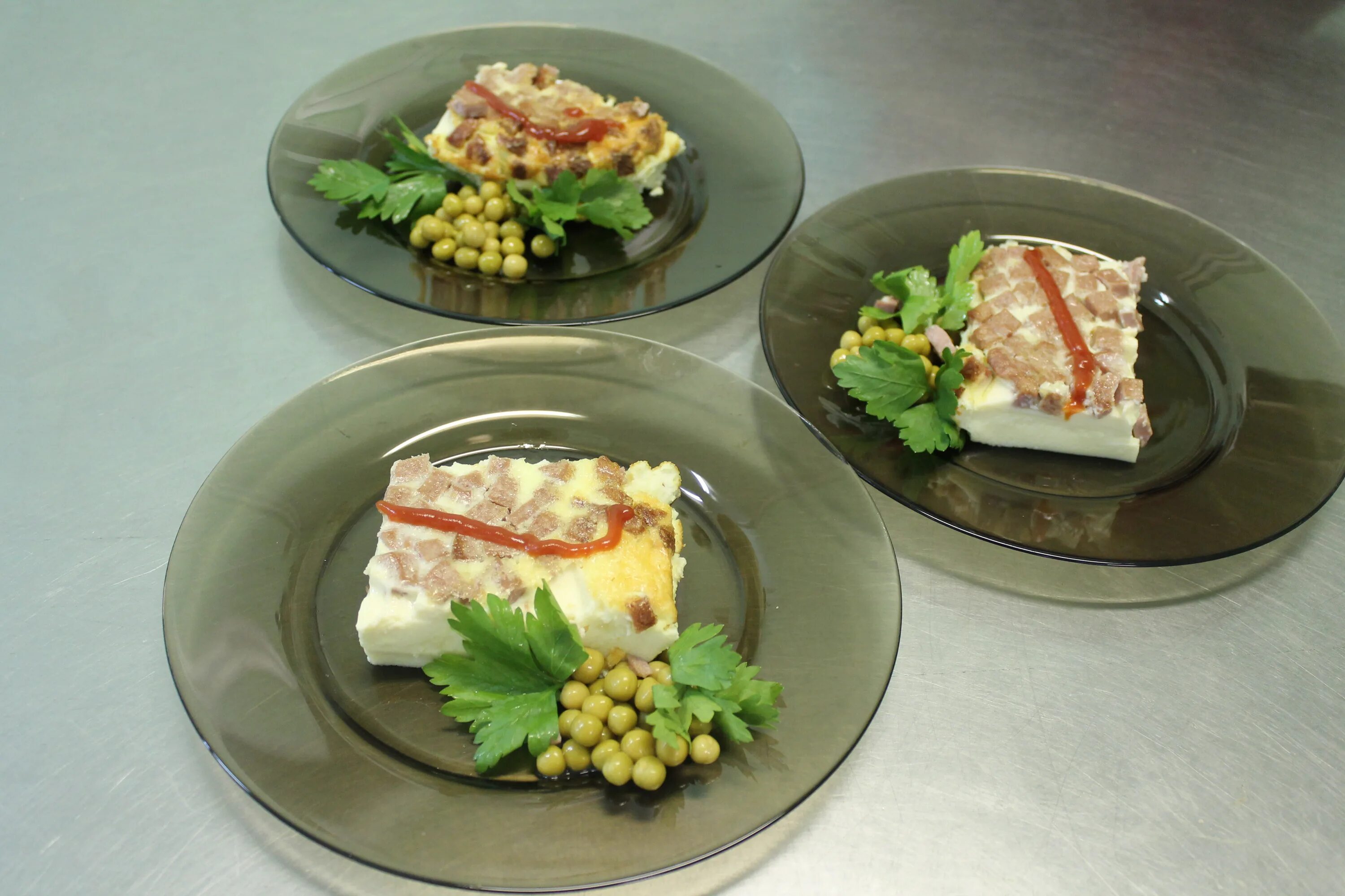 Высокие кухни. Завтраки от шеф поваров ресторанов с фото. Омлет скрэмбл. Завтрак от шеф повара. Завтрак от шеф повара.