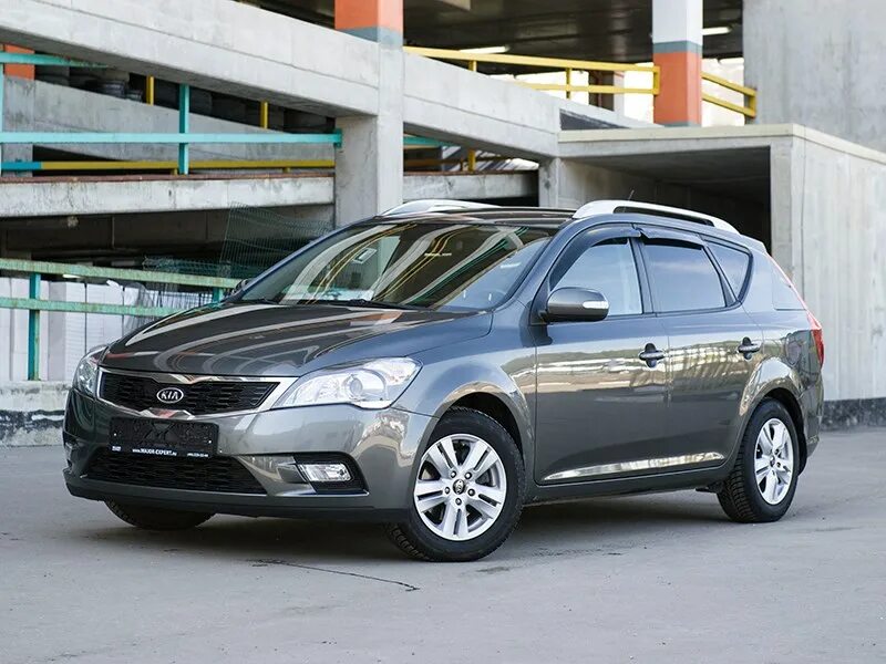 Киа сид универсал 1 поколения. Kia Ceed 2010-2012. Киа СИД 1 поколения универсал 2010-2012 года выпуска.