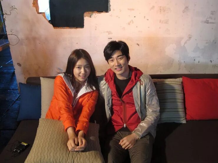 любовь на камень-ножницы-бумага фильм 2013. любовь на камень ножницы бумага 2013. камень ножницы бумага фильм. камень ножницы бумага сериал корея. камень, ножницы, бумага.