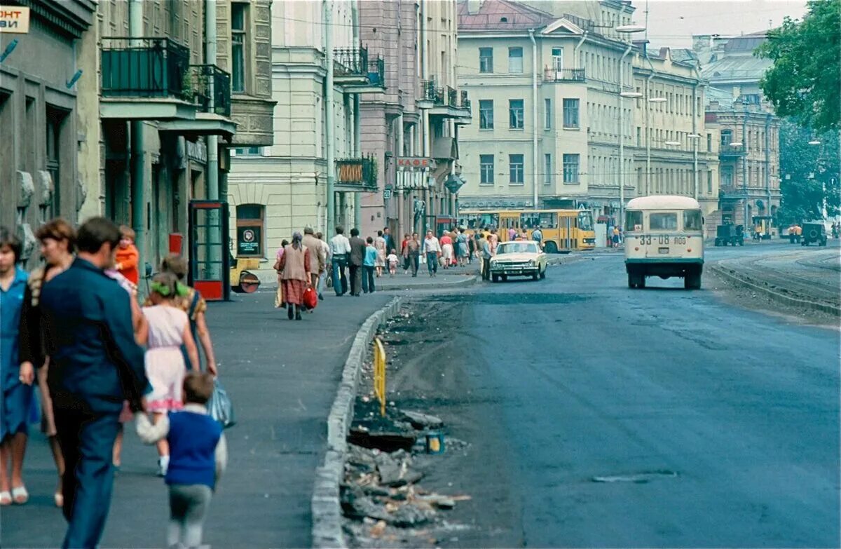 Москва 80х. Ленинград 1981 год. Проспект Максима Горького Ленинград.