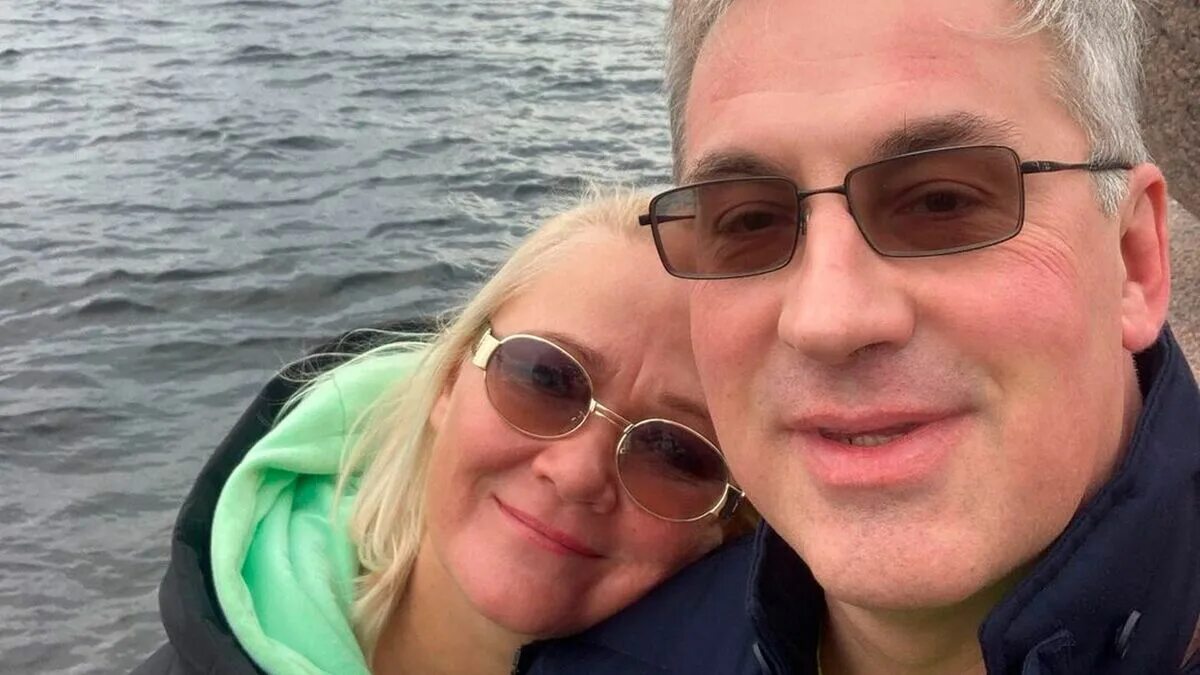 Ирина бородина жена норкина фото Стал вдовцом, усыновил 2 больных детей и воспитал их как родных. Судьба Андрея Н