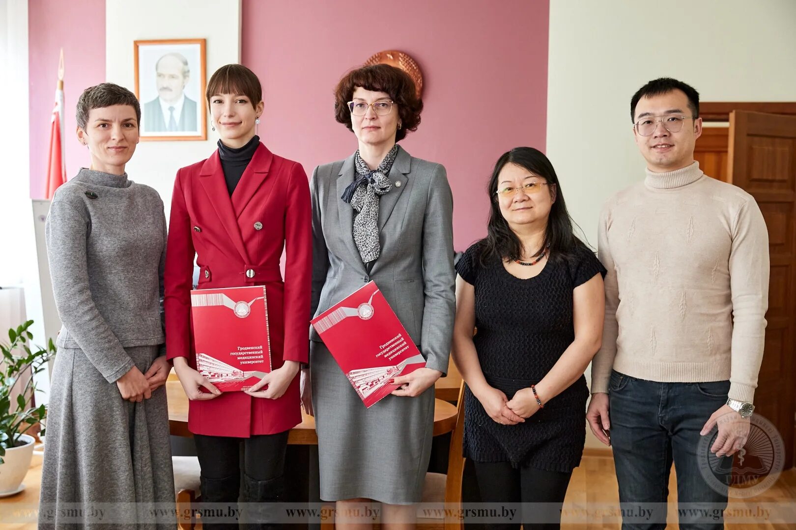 Зачисление в вуз. Выпуск лечебного факультета вгму 2021. Edu grsmu by. Государственный экзамен в медицинском университете. Гродненский государственный медицинский университет.