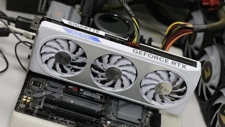 Gigabyte rtx 4060 aero. Msi rtx 4060 white. 4060 gigabyte gpu. игры для видеокарты rtx 920. 4060 gigabyte gaming gpu.
