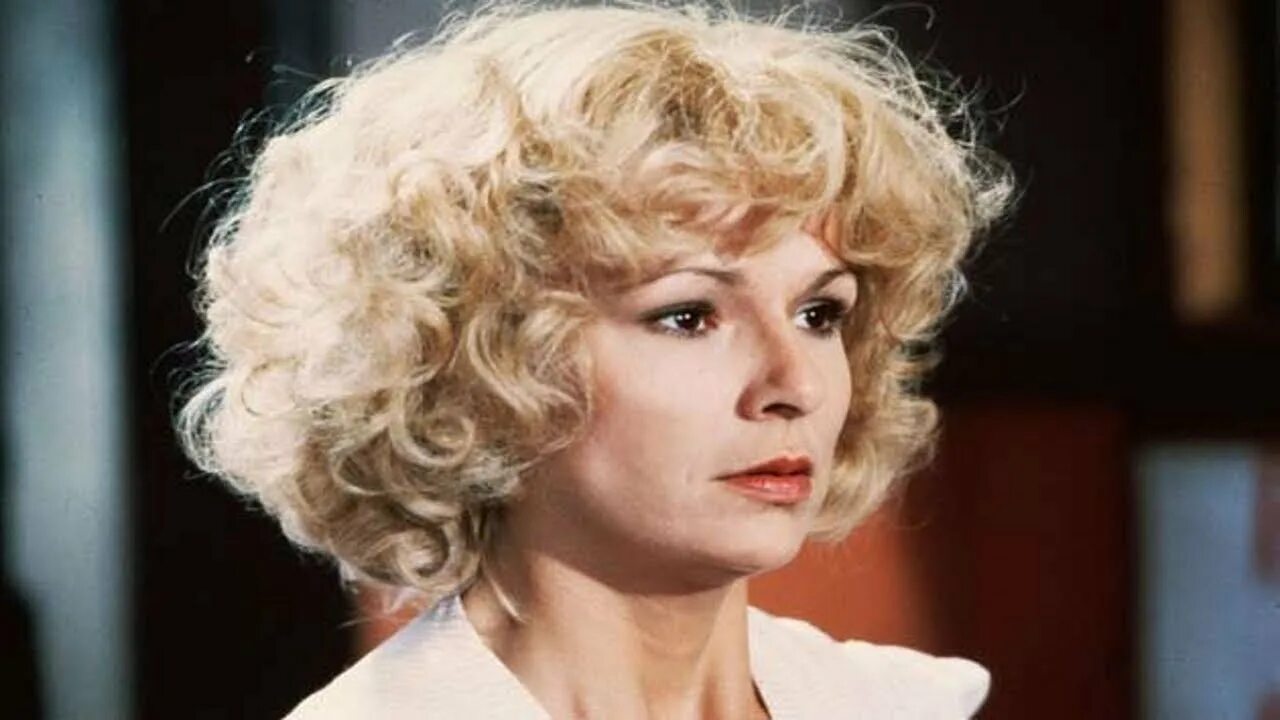 Julie start. Джули уолтерс. джули уолтерс в молодости. julie walters в молодости. джули уолтерс воспитание риты.