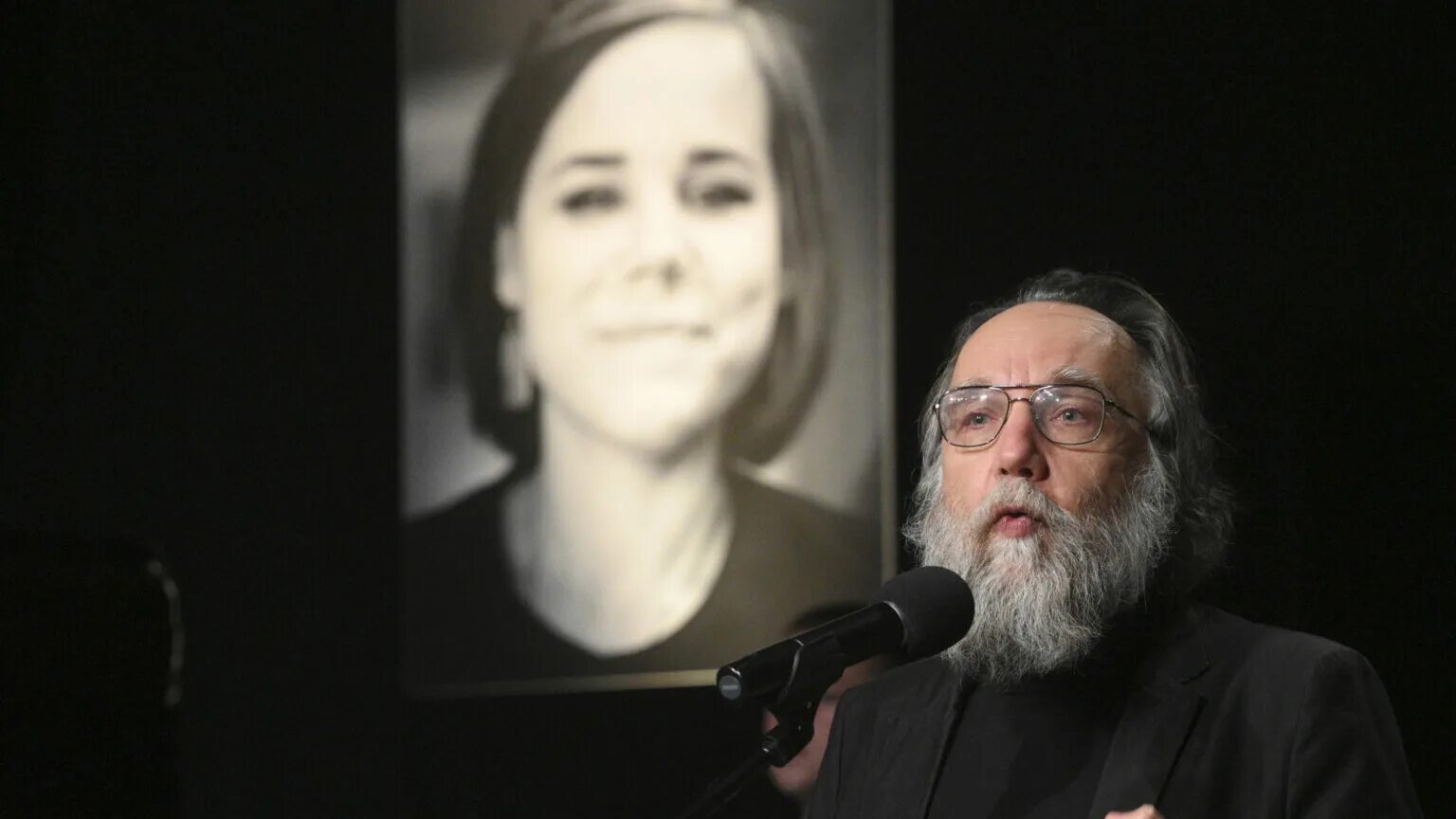 Дугин философ. Дугин молодой. Дугин распутин. Дугин 2022. Н д дугина.