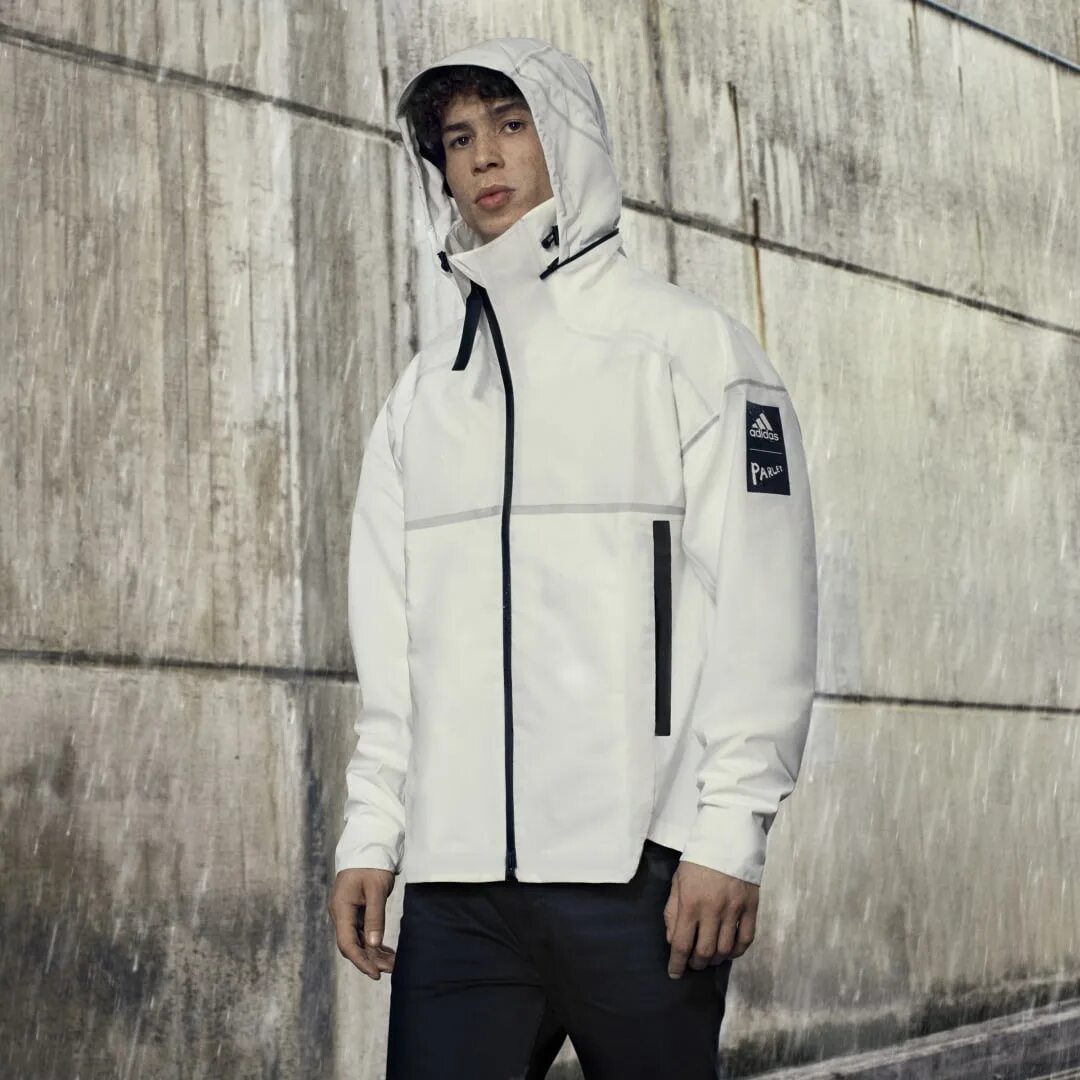 Adidas raincoat intersport. Куртка adidas myshelter rain jacket. Adidas myshelter плащ. Adidas myshelter rain jacket. Парка адидас женская бежевая.