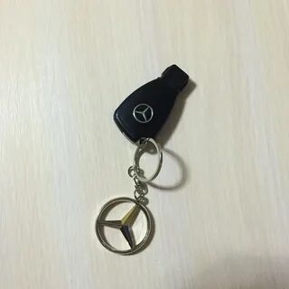 Брелок в9