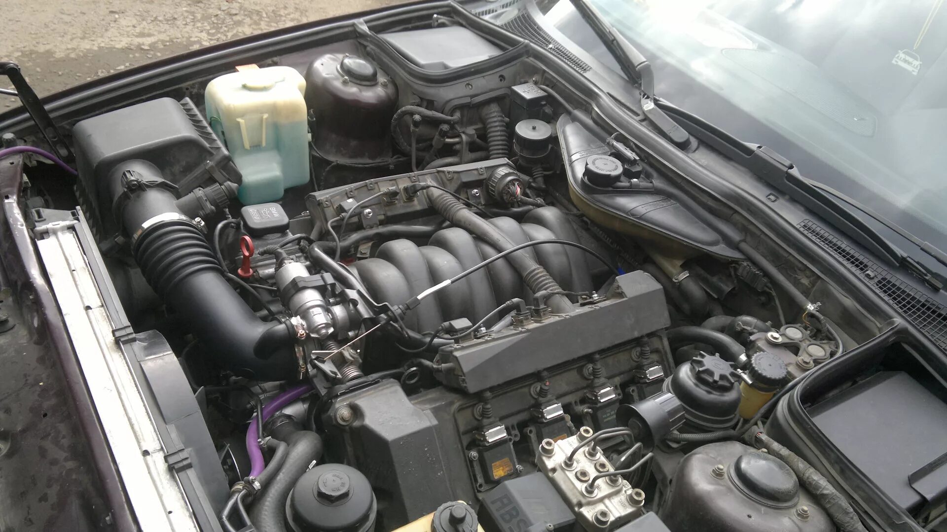 Е34 м60. Е34 м60. Двигатель бмв м60. Бмв е34 мотор. Bmw e34 m60.