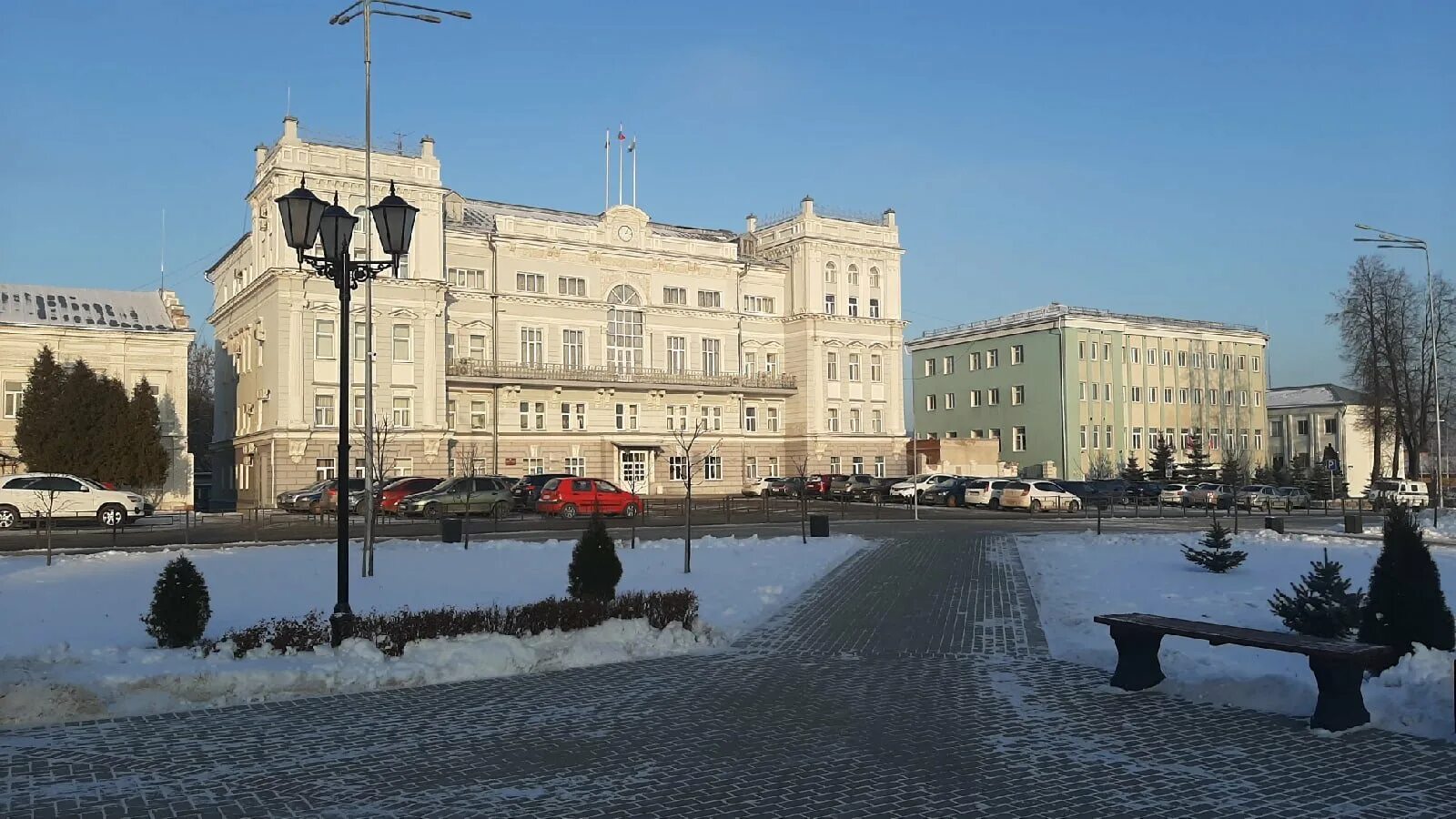 Врач 18 сарапул. Администрация сарапула. здание администрации сарапула. городская больница 1 сарапул. сарапул зимой.