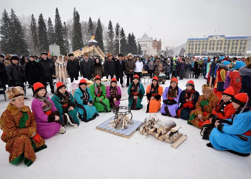 Республика алтай новый год. Чага байрам в Республике Алтай. Праздник чага байрам Республика Алтай. Национальный праздник алтайцев чага байрам. Алтайский праздник чага байрам.
