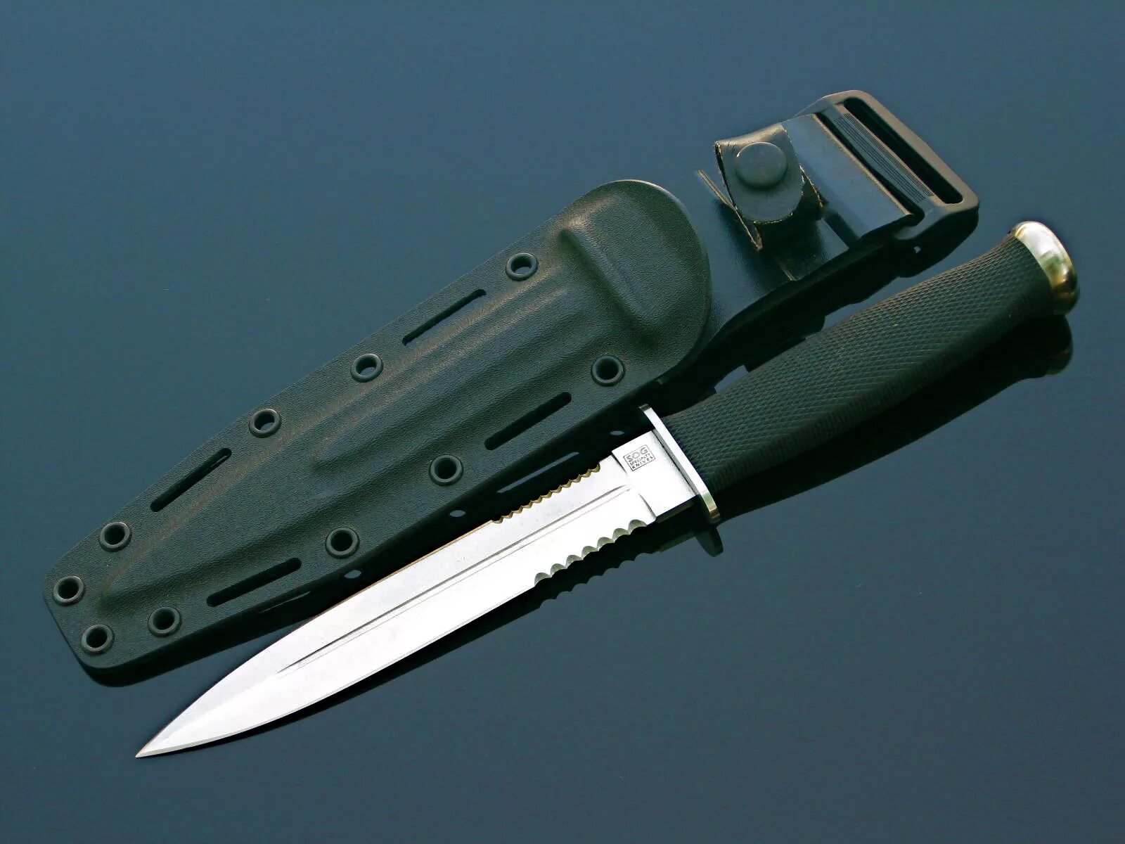 SOG Даггер нож. Кинжал «Desert Dagger» фирмы SOG. Тактический нож SOG. Боевой нож SOG Knives.