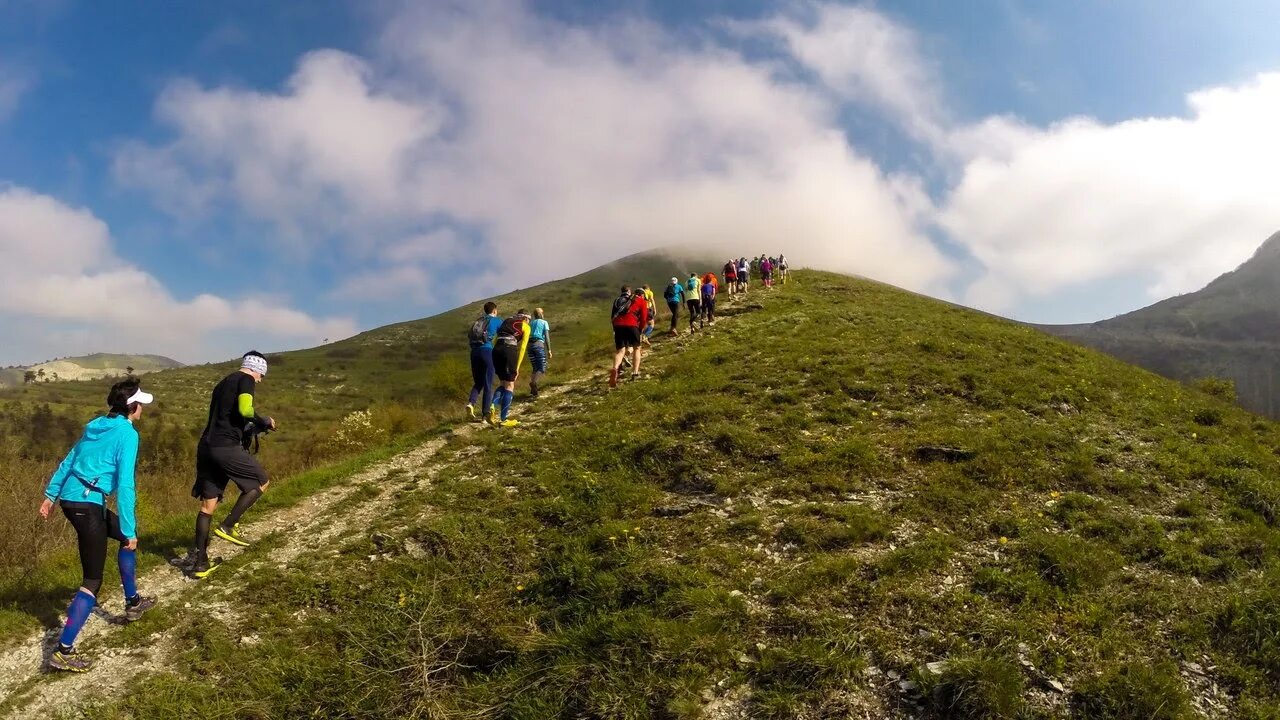 Вид с горы маркотх. Терренкур маркотх. Терренкур маркотх. Природный парк маркотх на карте. Гора маркотх.