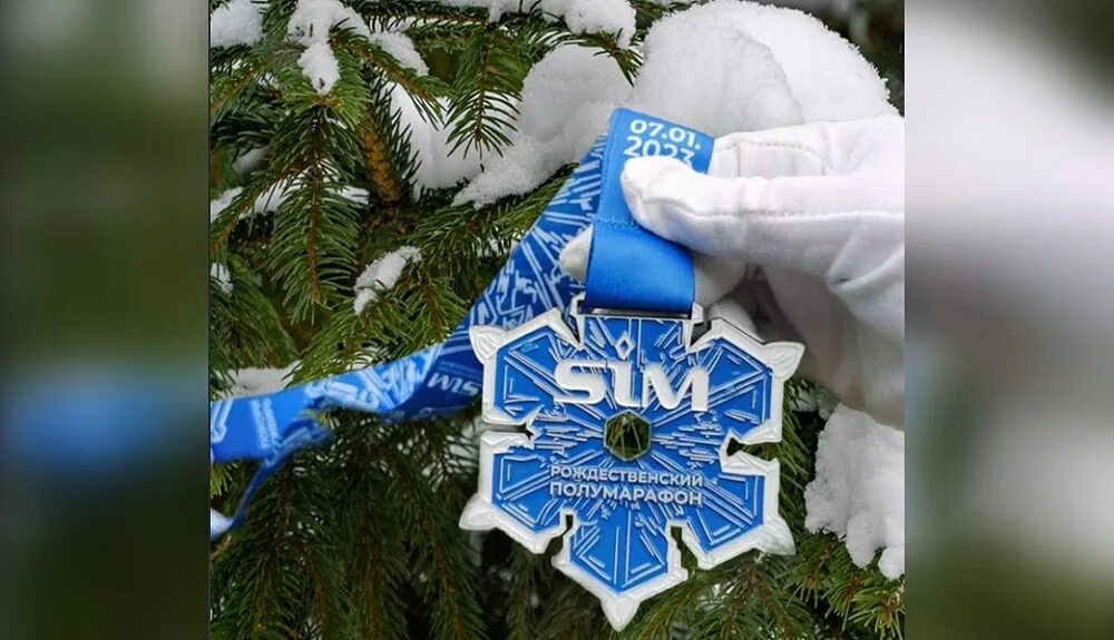 Свято-успенский кафедральный собор омск. Омск предновогодний 2022. Сквер дзержинского омск. Новогодний омск. Рождественский омск.