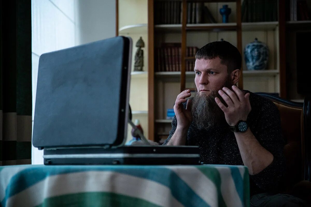 Случайный кадр. Михаил Пореченков случайный Кадр сериал. Случайный Кадр сериал 2021. Лядова Пореченков случайный Кадр. Пореченков 2021.