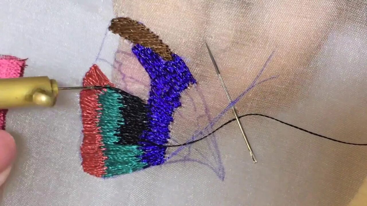 Техники вышивки крючком. Люневильская вышивка гладью. Вышивка гладью крючком. Крючок для вышивания гладью. Гладь люневильским крючком.