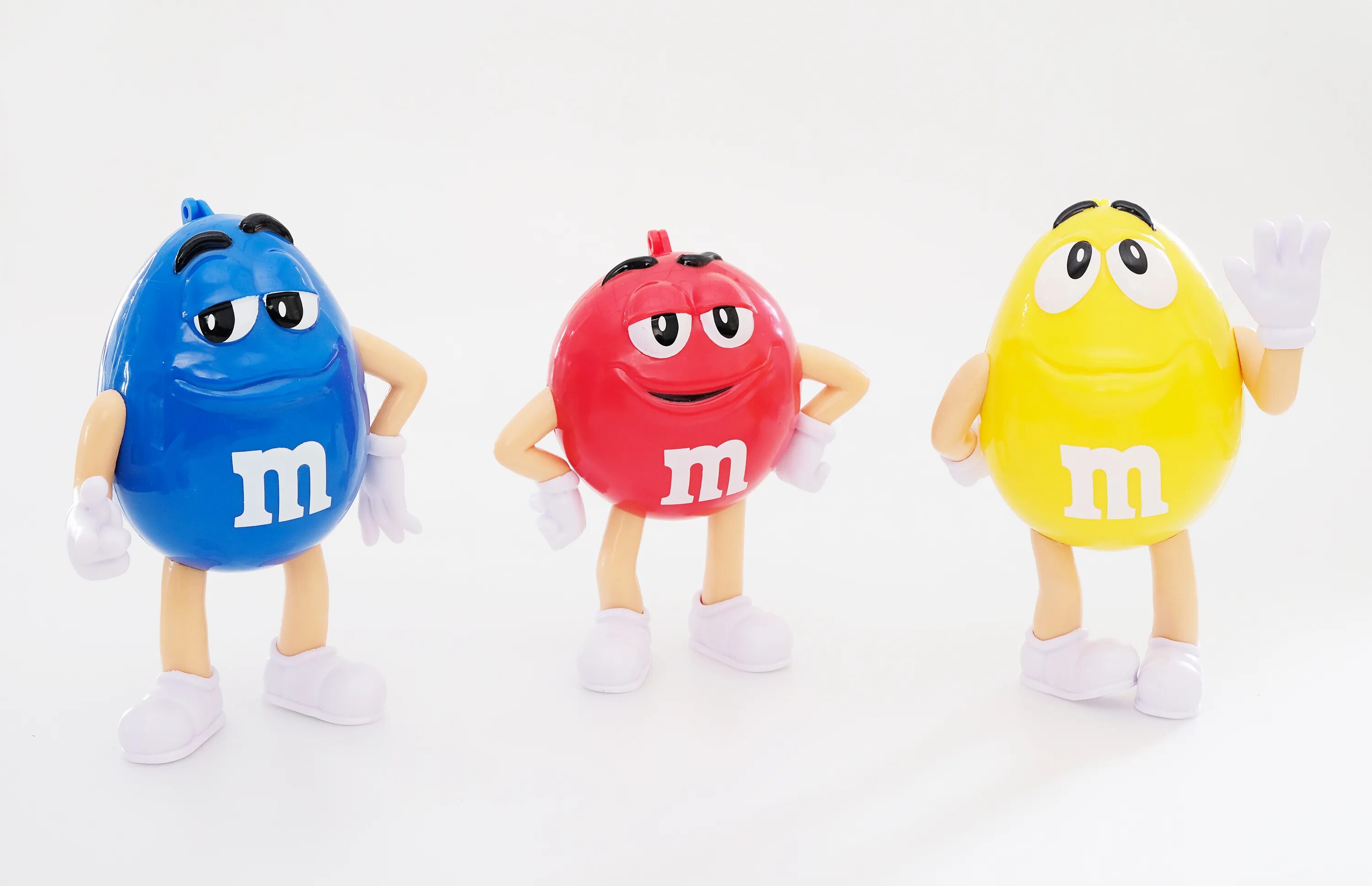 M ms треугольник. Персонажи эм энд эмс. M&ms keyboard. M ms треугольник. M m s реклама.