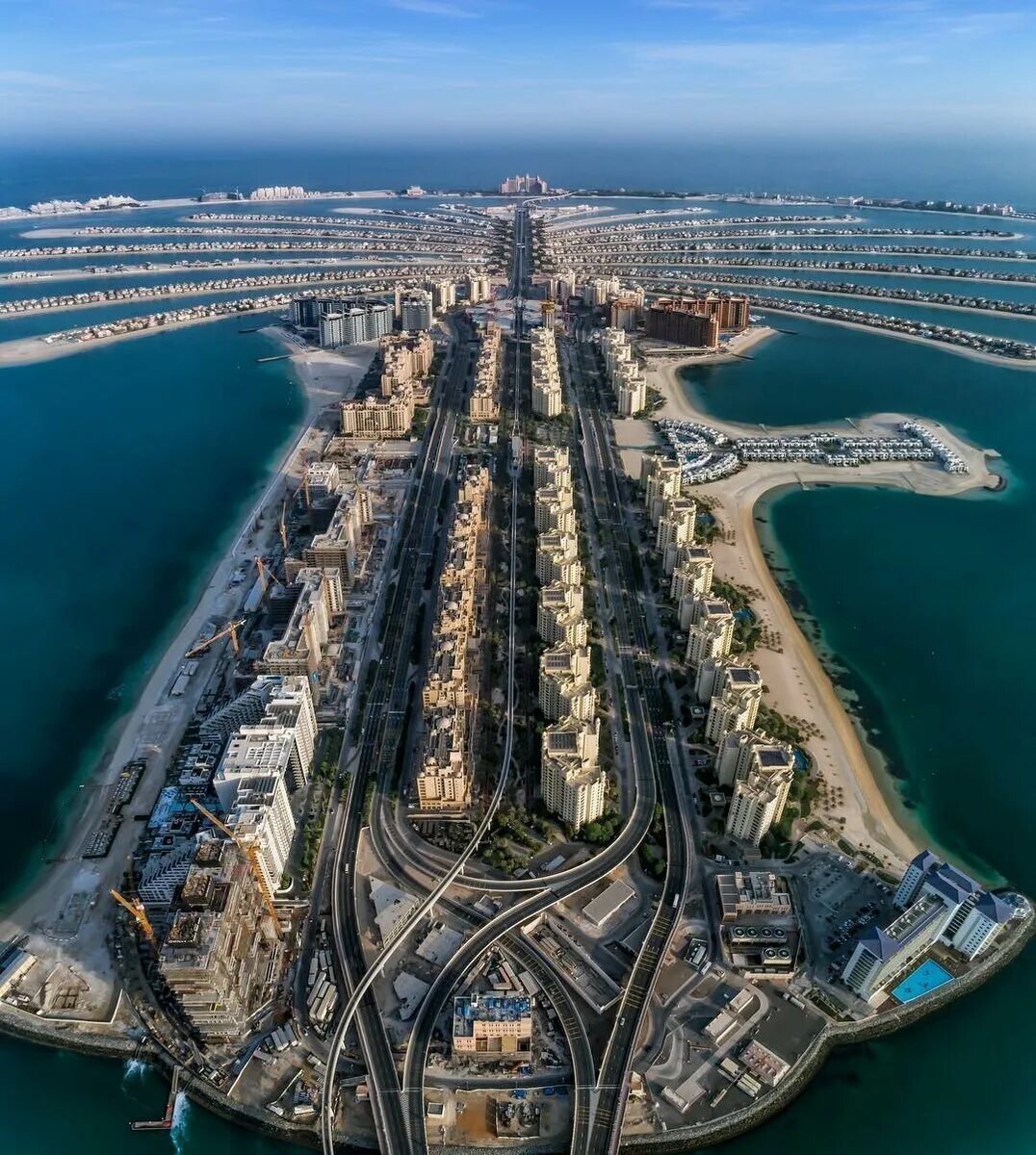 ОАЭ Пальма Джумейра. Остров Palm Jumeirah в Дубае. Дубай искусственный остров Пальма Джумейра.