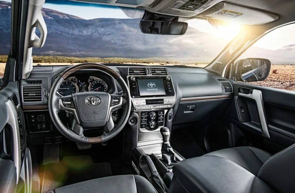 Toyota land cruiser prado комплектации. Land cruiser prado 2019 салон. Toyota land cruiser prado комплектации. Тойота прадо 150 элеганс. Toyota land cruiser prado 2018.