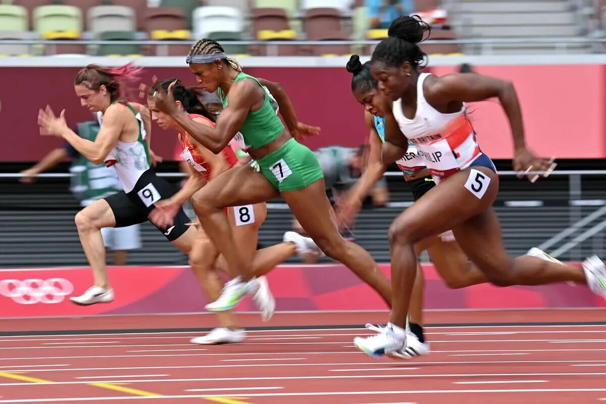 Athletes competitions. 100 Метров женщины.