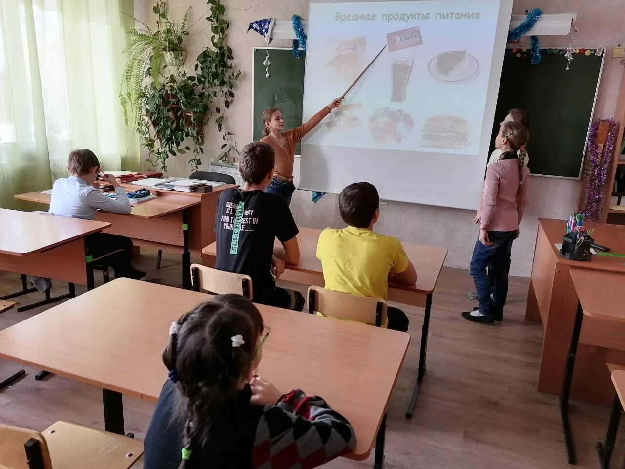 Учитель город сочи школа 13. Преподаватели школы №13 бердск. Школа 9 тольятти. В каких школах 13 классов. Школа номер 13 воронеж ученики.