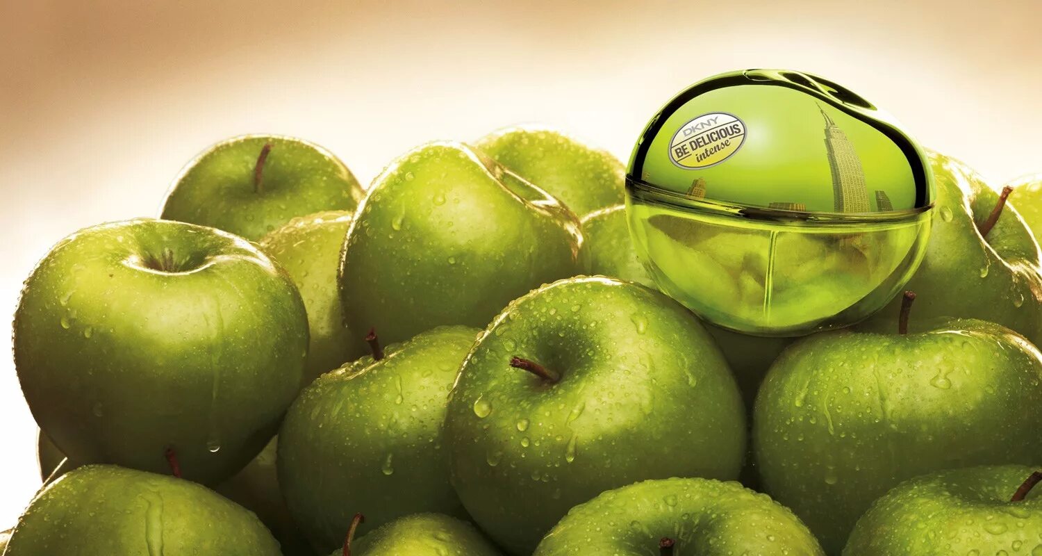 Donna Karan be delicious Green Apple. DKNY духи зеленое яблоко реклама. Яблоки зеленые. Зеленый цвет в рекламе. Dkny be delicious зеленое