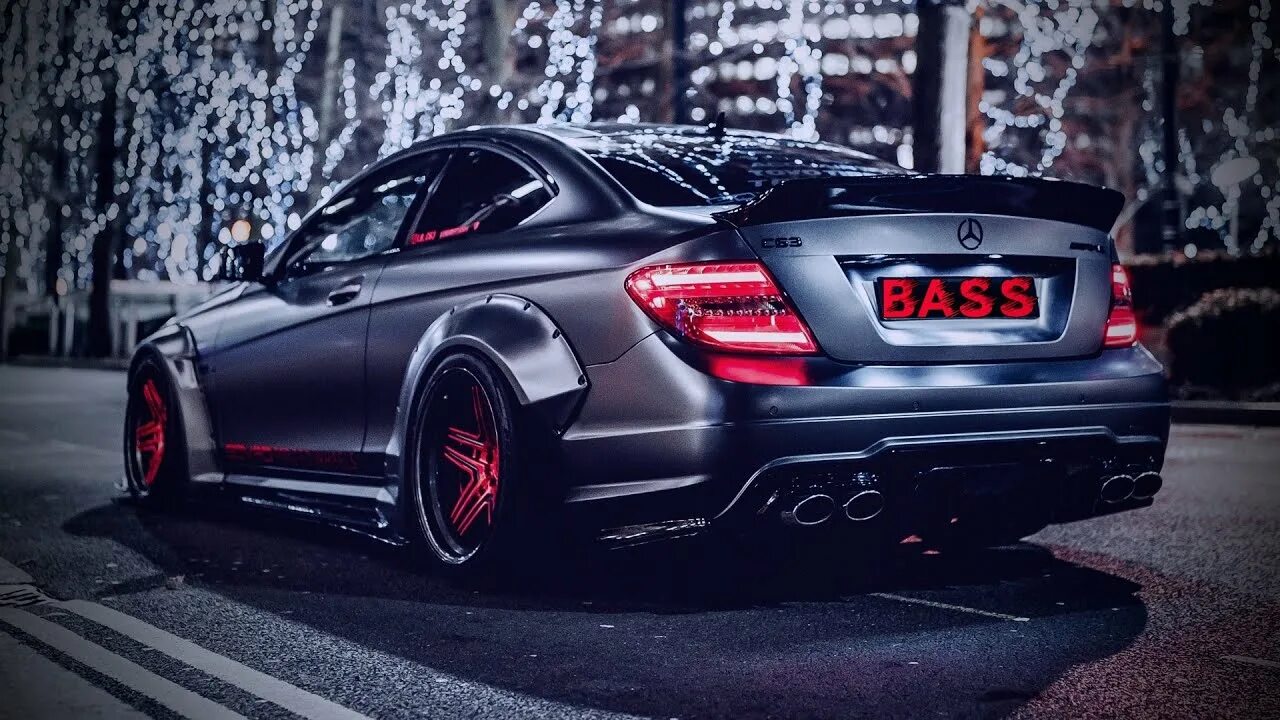 Самое четкое. Мерседес с63 АМГ 4к. Мерседес АМГ 63. Mercedes Benz c63 AMG. Mercedes c63 AMG Tuning.