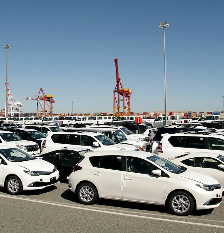 Автомобиль фольксваген. Cars from europe. Машины из европы. Рынок автомобилей. Авто из европы реклама.