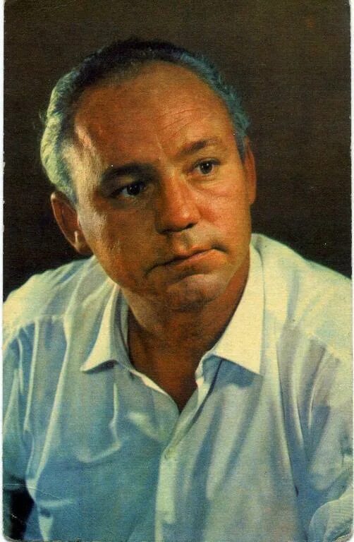 Чужой ребенок и интрижки Аллы Ларионовой. Правда об "идеальном" браке Николая Ры