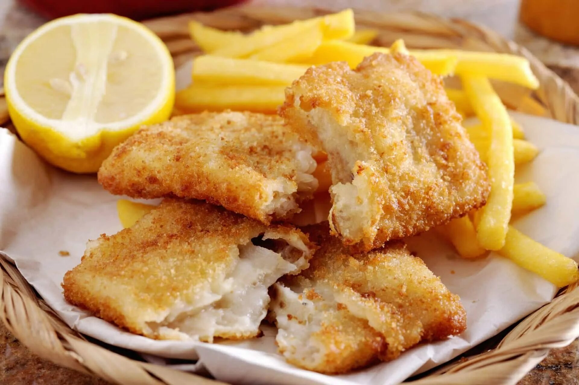 Как пожарить минтай вкусно и сочно