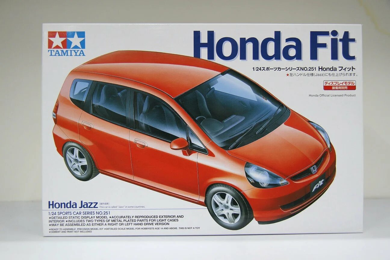 Каталог хонда фит. Модель Honda 1/24 Tamiya. Tamiya 24251. Tamiya 1-24 Honda. Honda Fit Tamiya.