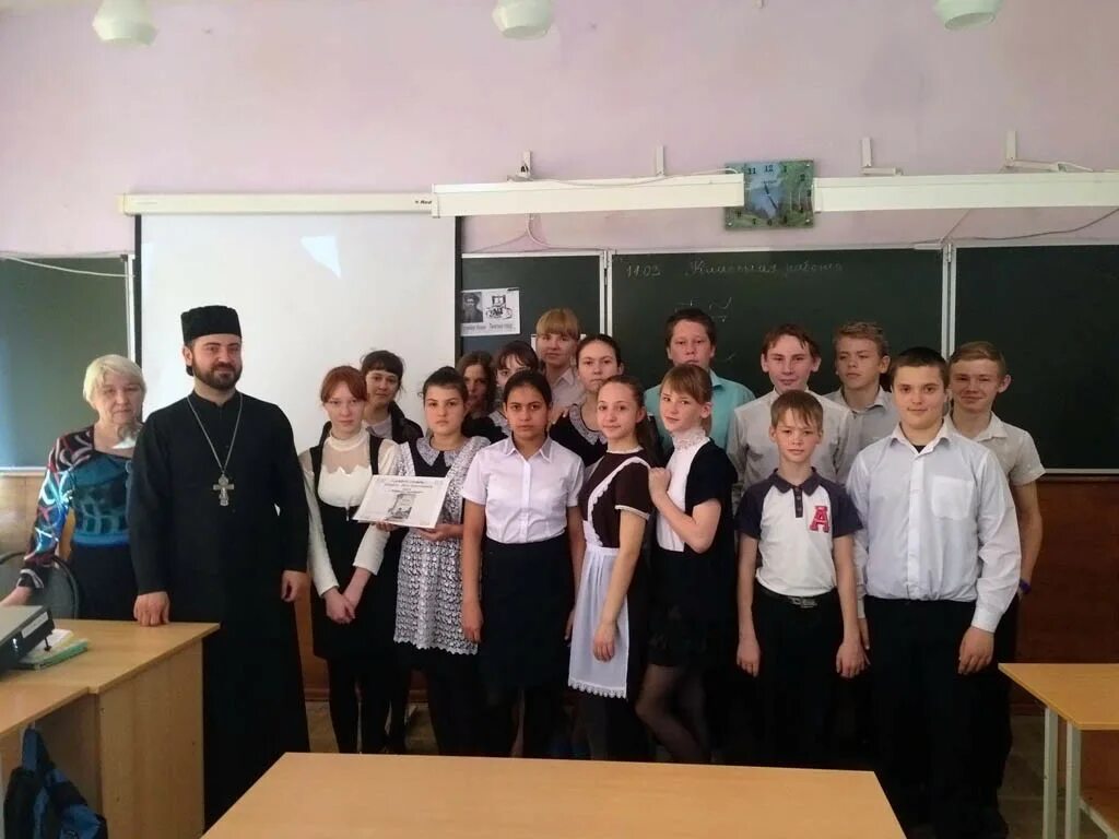 школа 14 имени покрышкина в кавказской. мбоу сош кавказский. школа 12 станица кавказская. мбоу сош 14 кавказская. урок в кавказской школе.