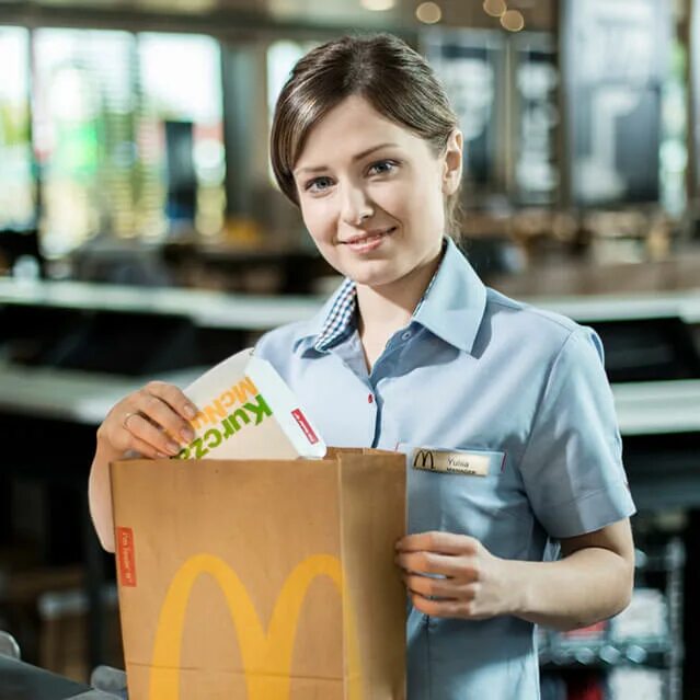 Куда устроиться на работу без опыта работы. Подростки работают. Собеседование. Работник подросток. Трудоустройство несовер.