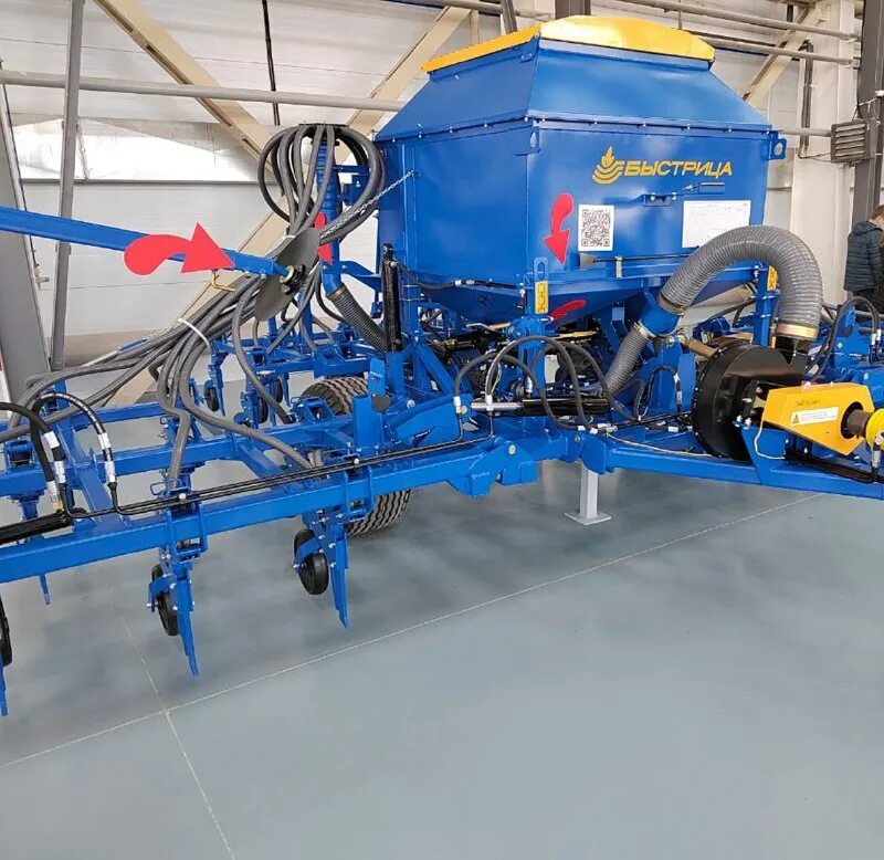 Сельхозтехника оренбург. Сельхозтехника оренбург. Сельхозтехника оренбуржье. Кировец к-735 посевная. Трактор ростсельмаш 2400.