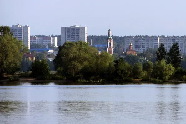 Церковь в красной Горке Казань. Церковь Николая Чудотворца Казань красная горка вид с Волги. Церковь Николая Чудотворца Казань красная горка вид с берега. Казань красная горка Объединенная 7. Красная горка казань