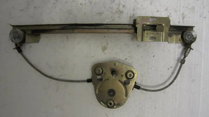 Стеклоподъемник иж ода. Стеклоподъемник иж ода 2126. Стеклоподъемник ода 2126. Стеклоподъемник иж ода левый. Электростеклоподъёмники иж ода 2126.