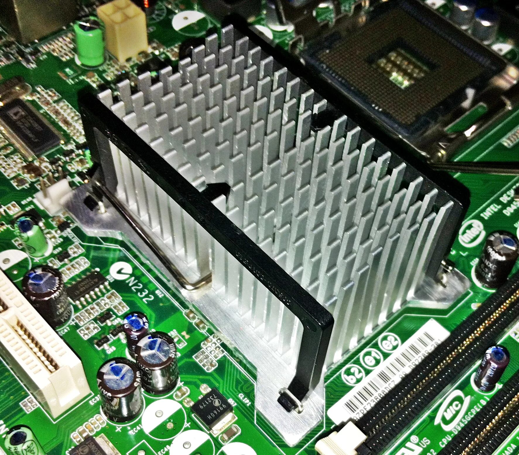 Intel 7800x3d. X3100 видеокарта intel gma. intel gma x4500 видеокарта. intel gma 950. intel gma 3600 видеокарта.