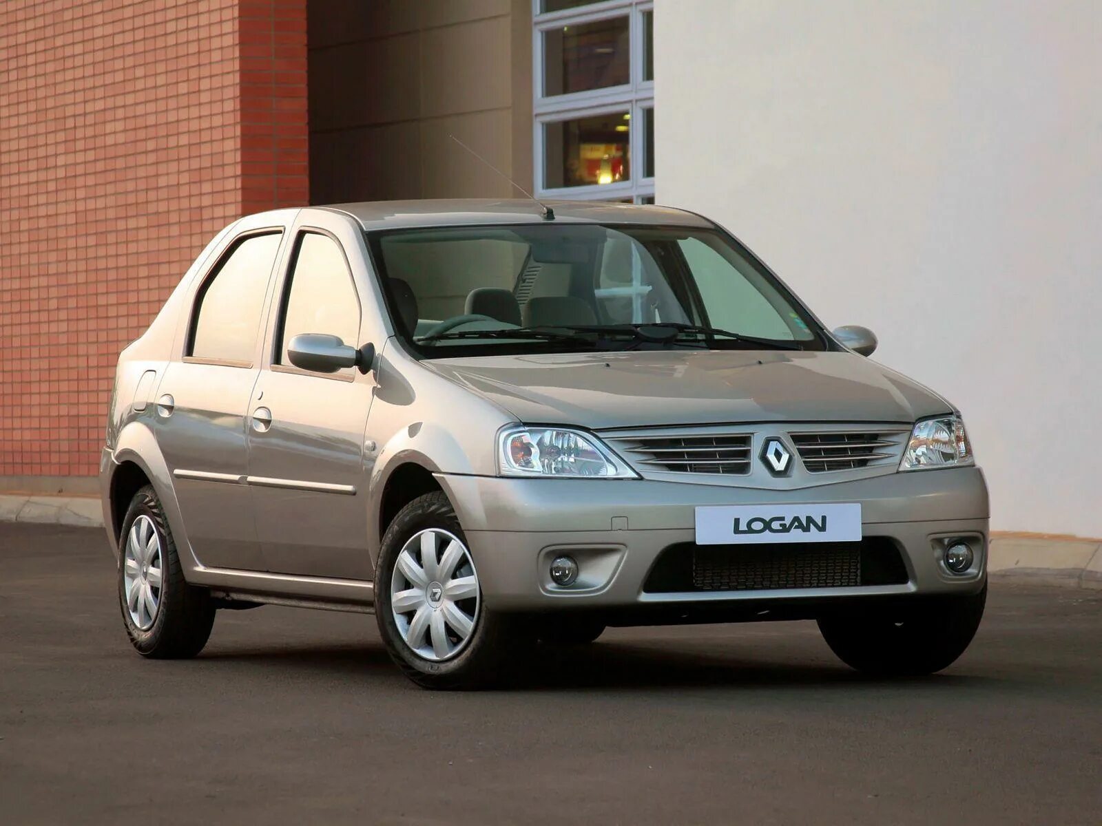 Рено логан 7 года. Рено Логан 1 поколение. Рено Логан 2008. Рено Логан 1 поколение 2008. Renault Logan 2008.