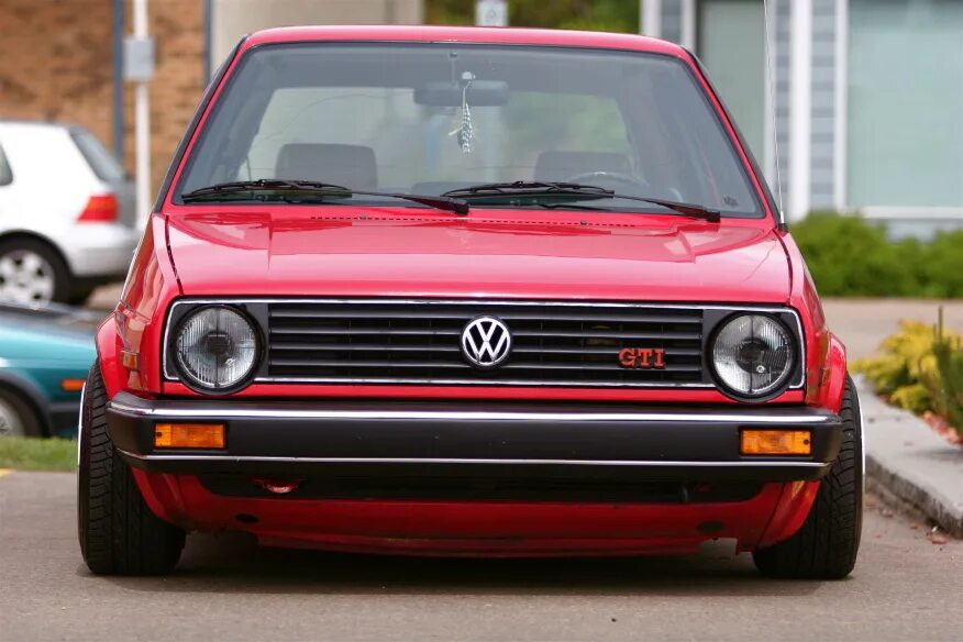 Купить гольф недорого. Фольксваген Golf 2. Volkswagen гольф 2. Volkswagen Golf 2 Red. Volkswagen citi Golf 2.