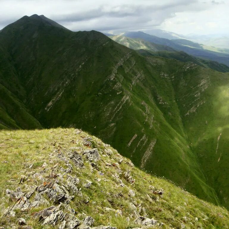 Село ашар курахский. Ашакент курахский район. Курахские горы. Ашар курахский район. Село ашар.