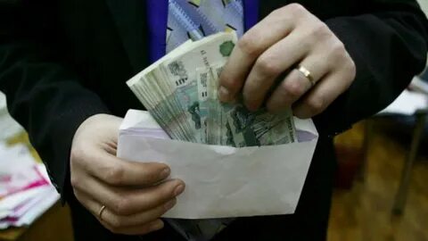 Зарплата иностранцам наличными