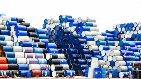 Большое количество нефти