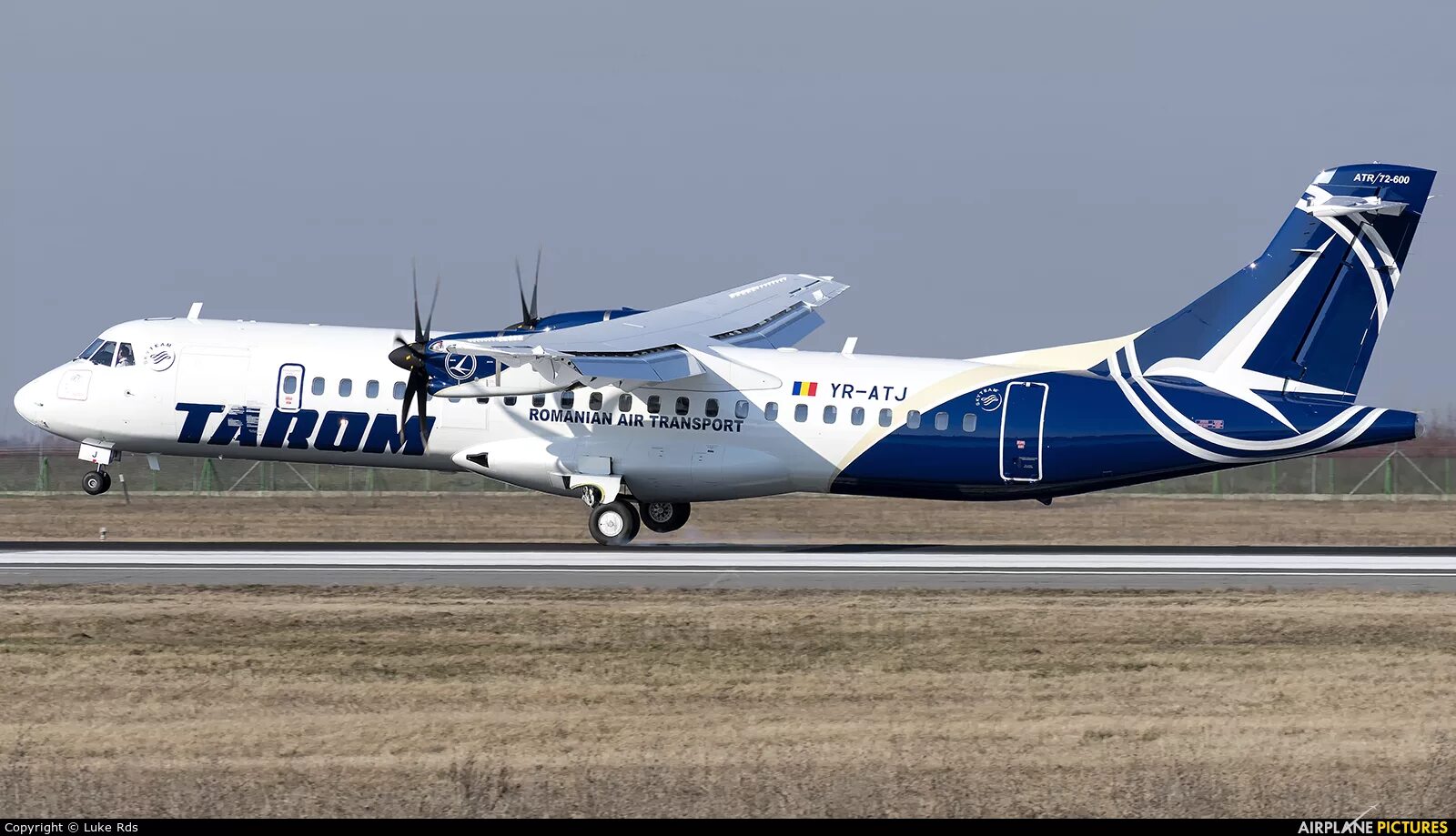 9N-AMM Yeti Airlines ATR ATR-72-500 (ATR-72-212A) 9N-AMM (. Flickr