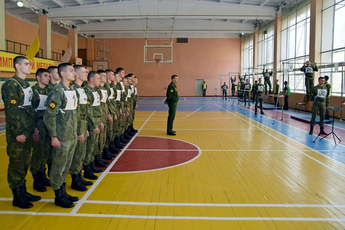 Академия РВСН Серпухов казарма. Физическая подготовка военнослужащих. Физическая культура в армии. Спорт в армии РФ. Военно спортивные названия