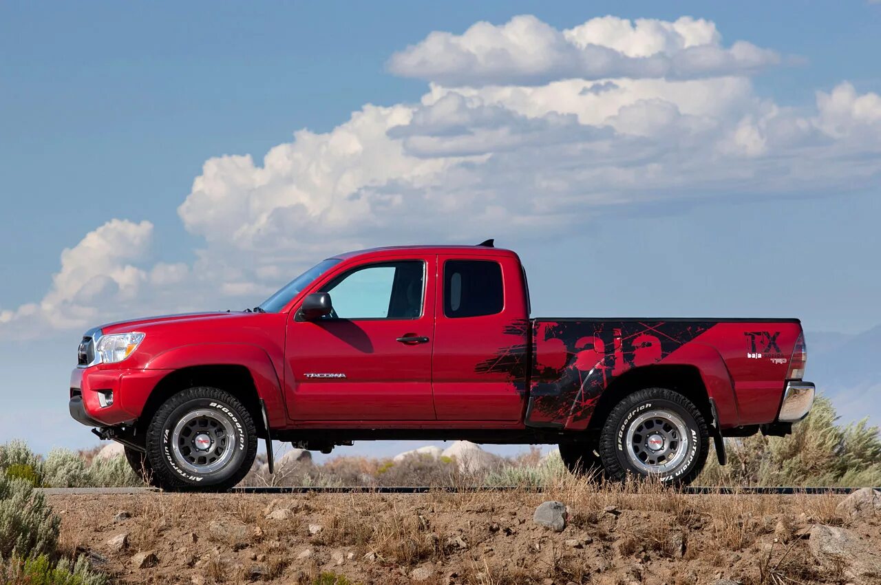 Пикап какие модели. Пикап шевроле колорадо 2012. Пикап какие модели. Ford f-250 super duty fx4. Тойота такома полуторная кабина.